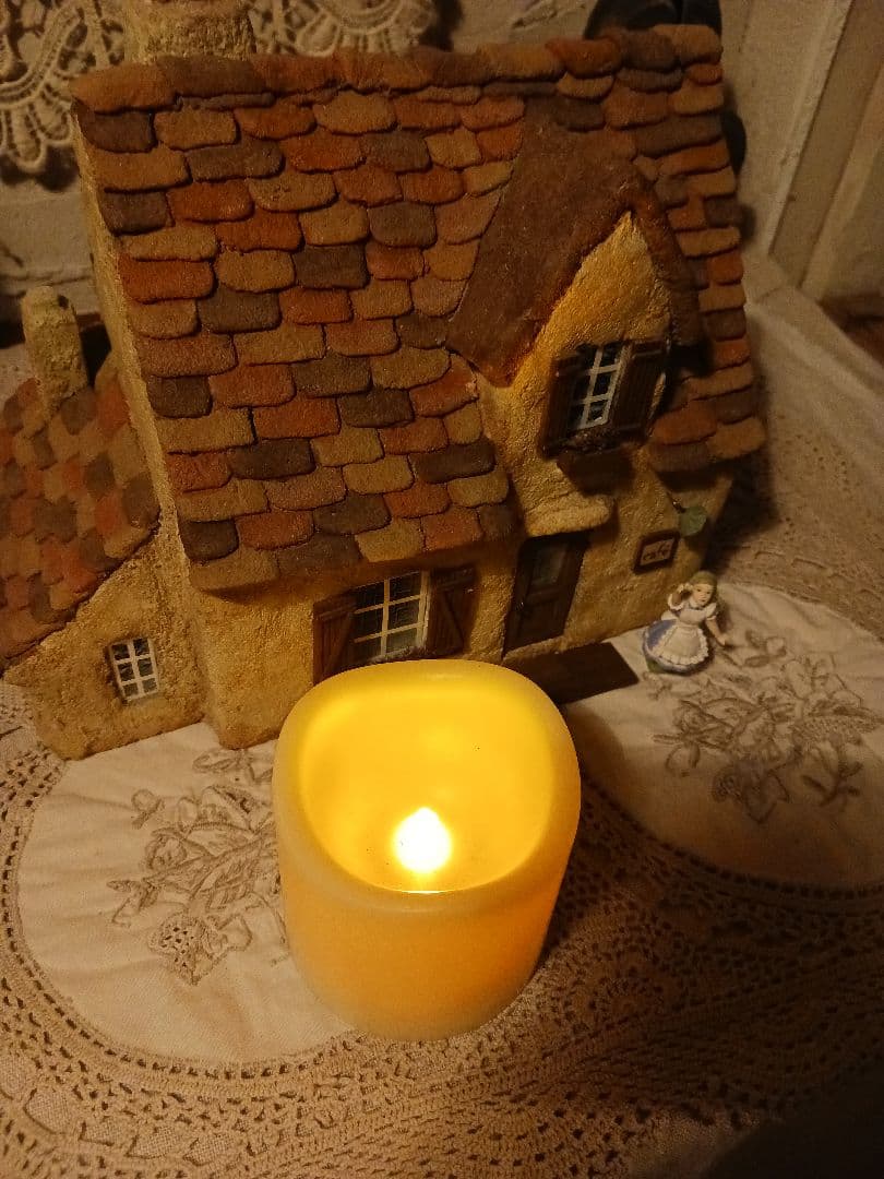 モルタルオブジェ　可愛いカフェ