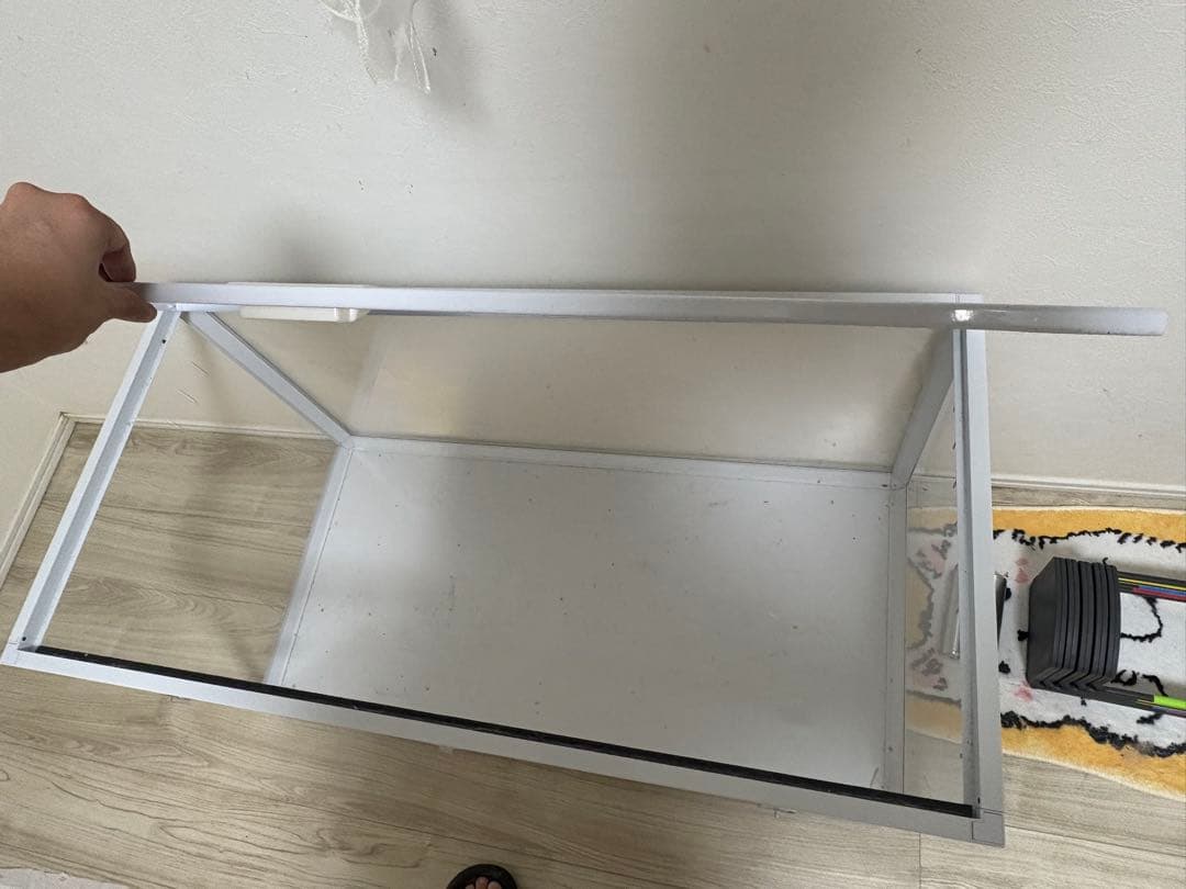 爬虫類飼育ケージ 大型 ホワイト 100cm*50cm 買う前に連絡　送り可能