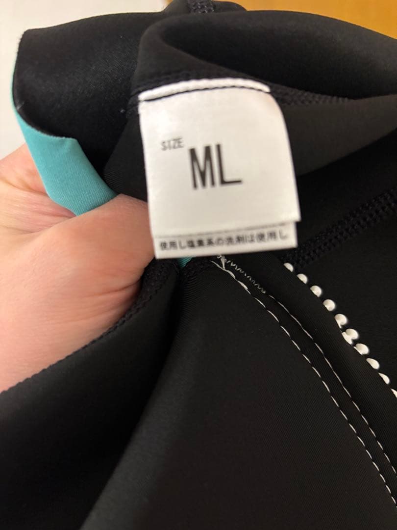 FELLOW ウェットスーツ ブラック/ターコイズ　タッパーとロングジョン2点