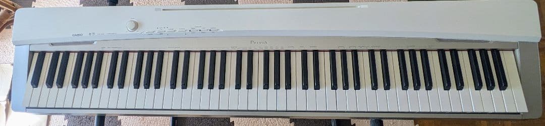CASIO Privia px--130 88鍵盤 電子ピアノ ホワイト