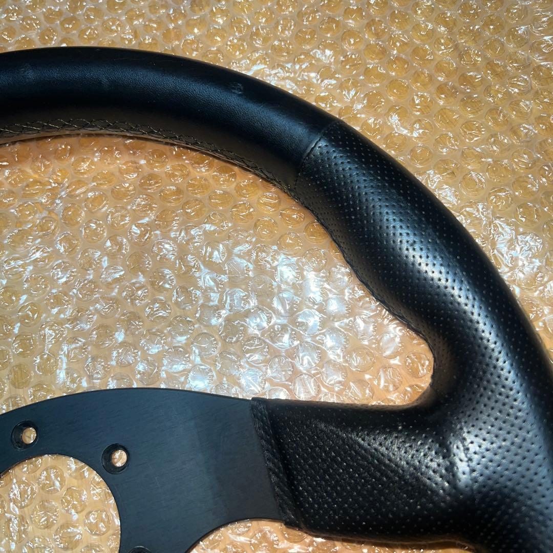 italvolanti イタルボランテ イモラ パンチング レザーステアリング