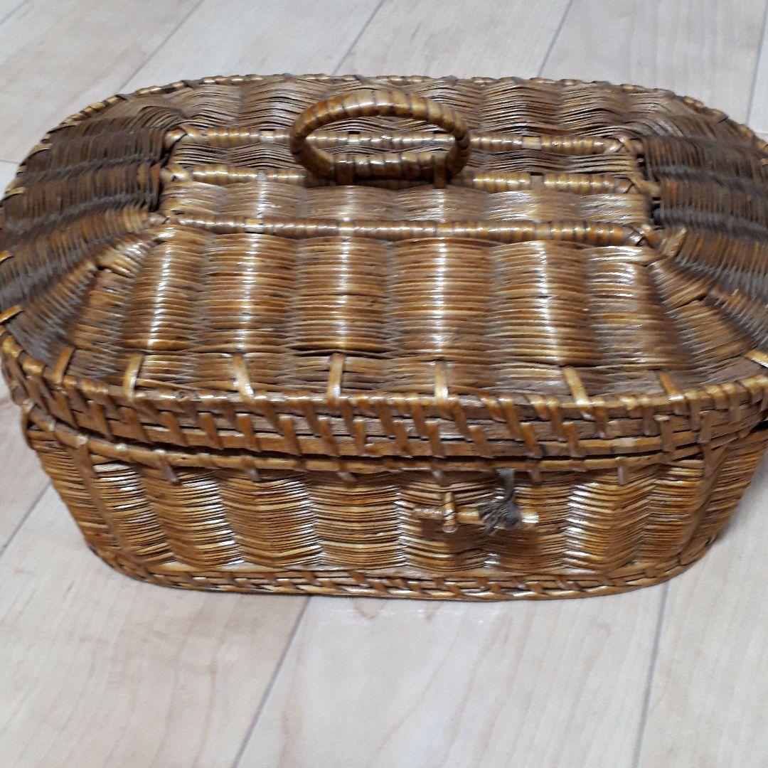 アンティーク籠蓋付き