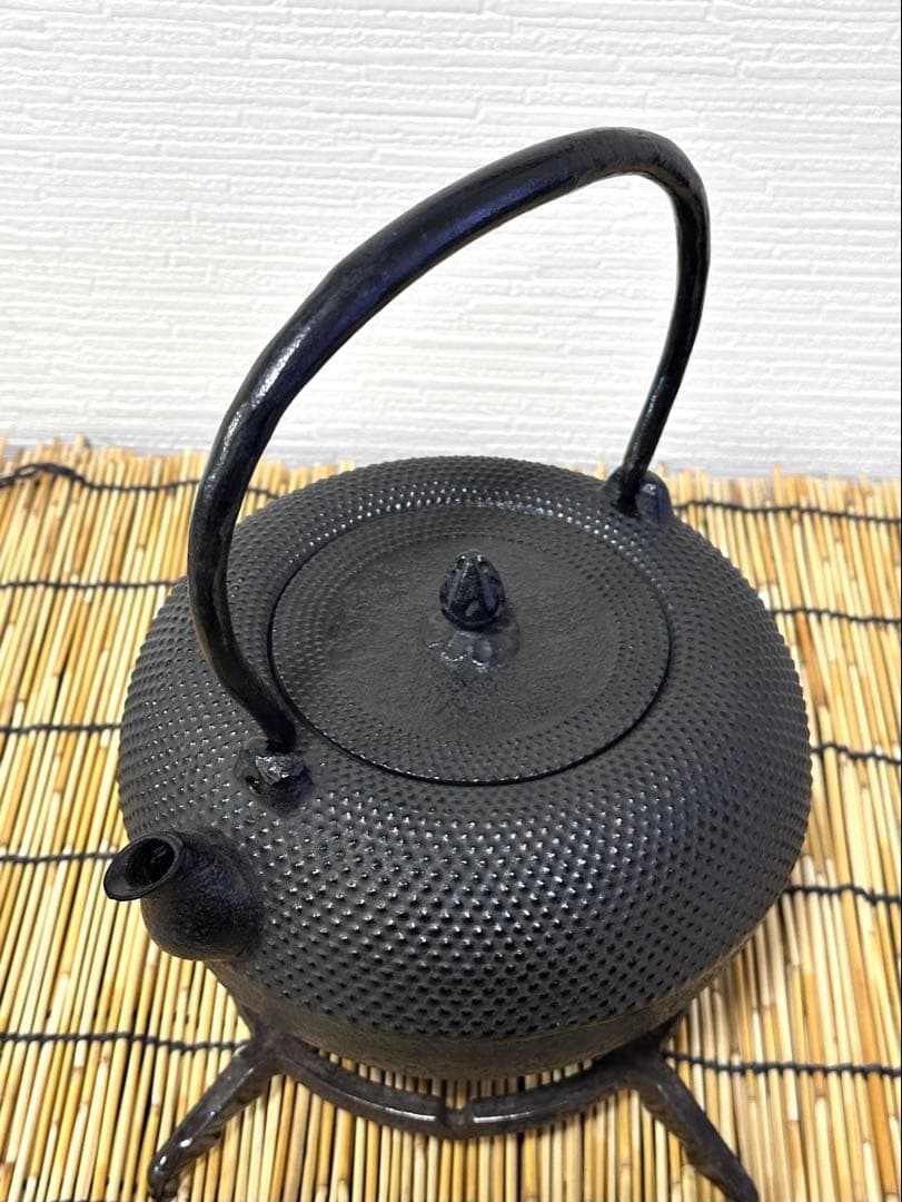 未使用品、供箱等付属品付　南部三厳堂造　１５型アラレ　summer様　売約済み