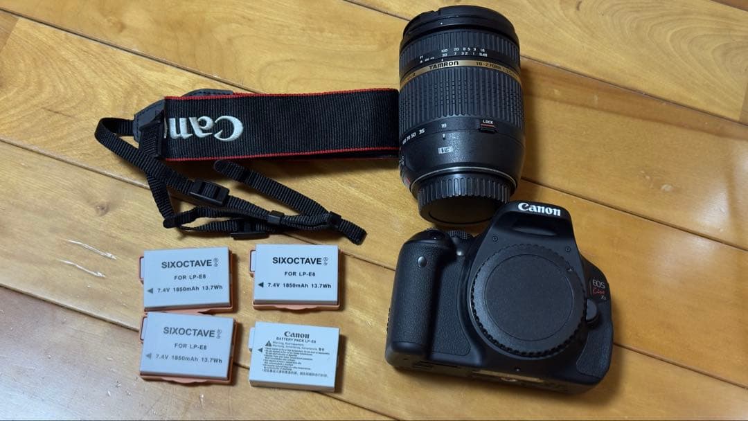 Canon EOS kiss X5 (TAMRON 18-270mm付き)