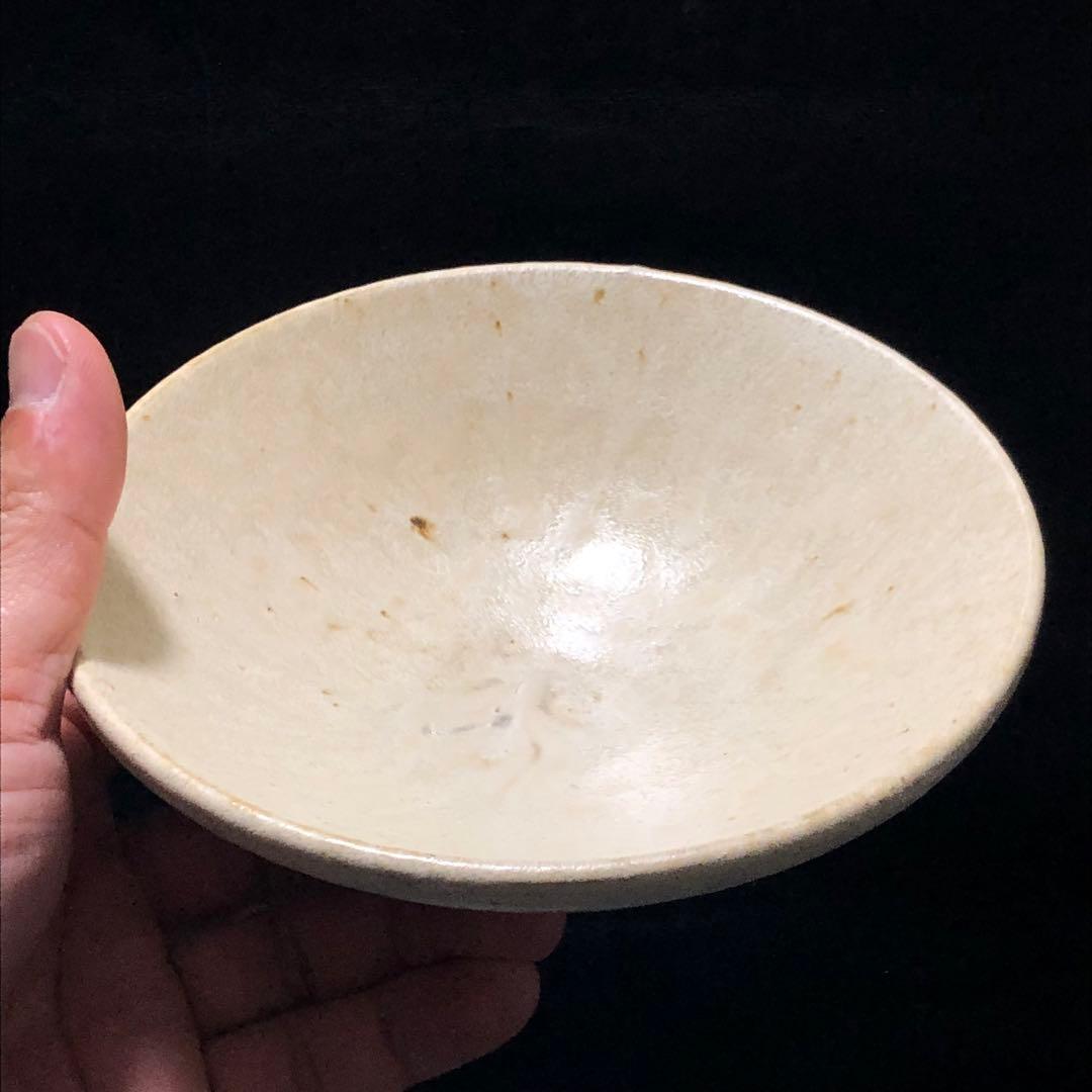 美しい古美術◾️蔵からクリームチーズケーキの様な美しい釉薬の抹茶茶碗が出て来ました