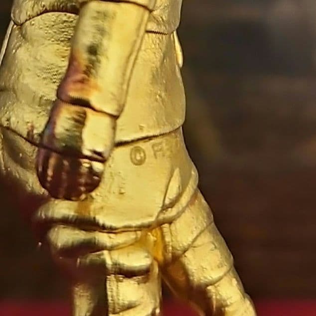 Tonkichiさん専用【２4金】 カネゴン　黄金フィギュア　専用ケース有り