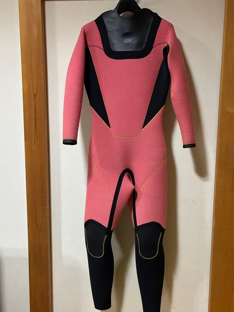 BEWET セミドライスーツ裏起毛