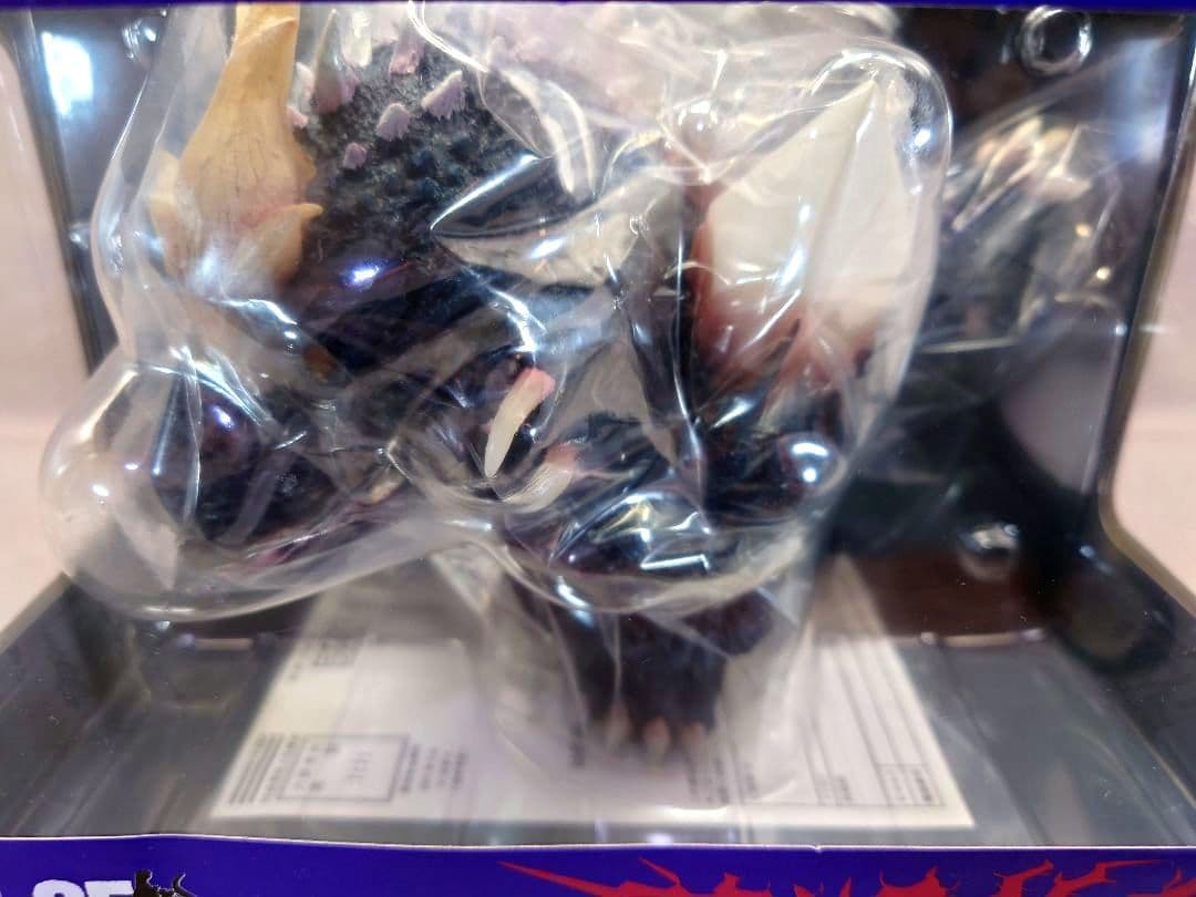 デフォリアル　スペースゴジラ　新品・未開封　 ゴジラ65th