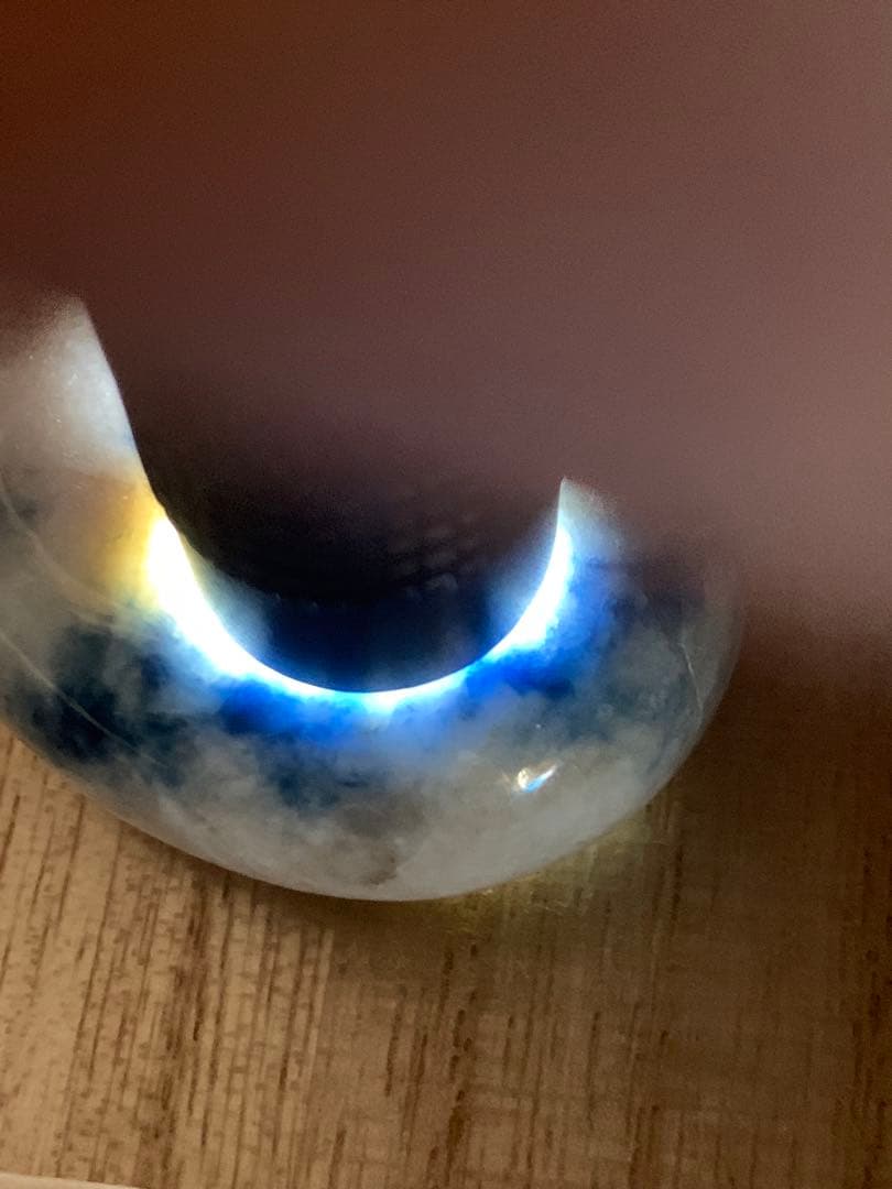 最上級　茄子紺　入りコン沢青翡翠　勾玉　糸魚川翡翠　コン沢勾玉　ひすい　ヒスイ