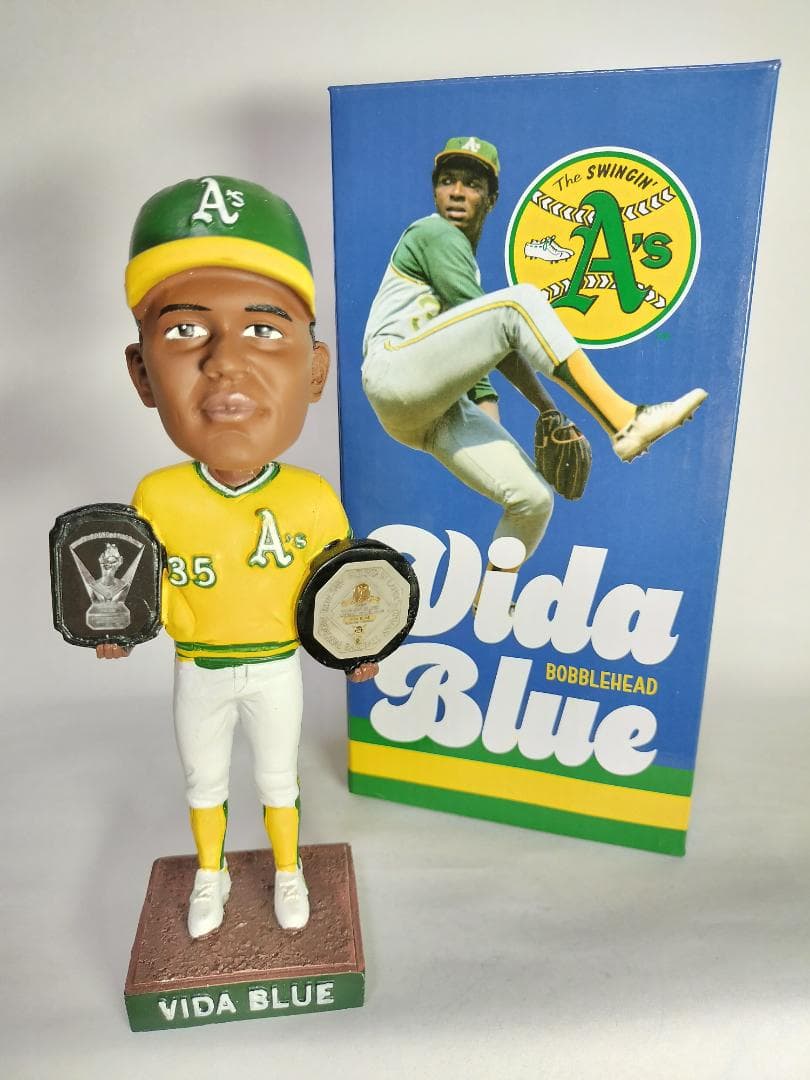 ヴァイダ・ブルー／”サイヤング賞＆MVP” ボブルヘッド人形 (2024）