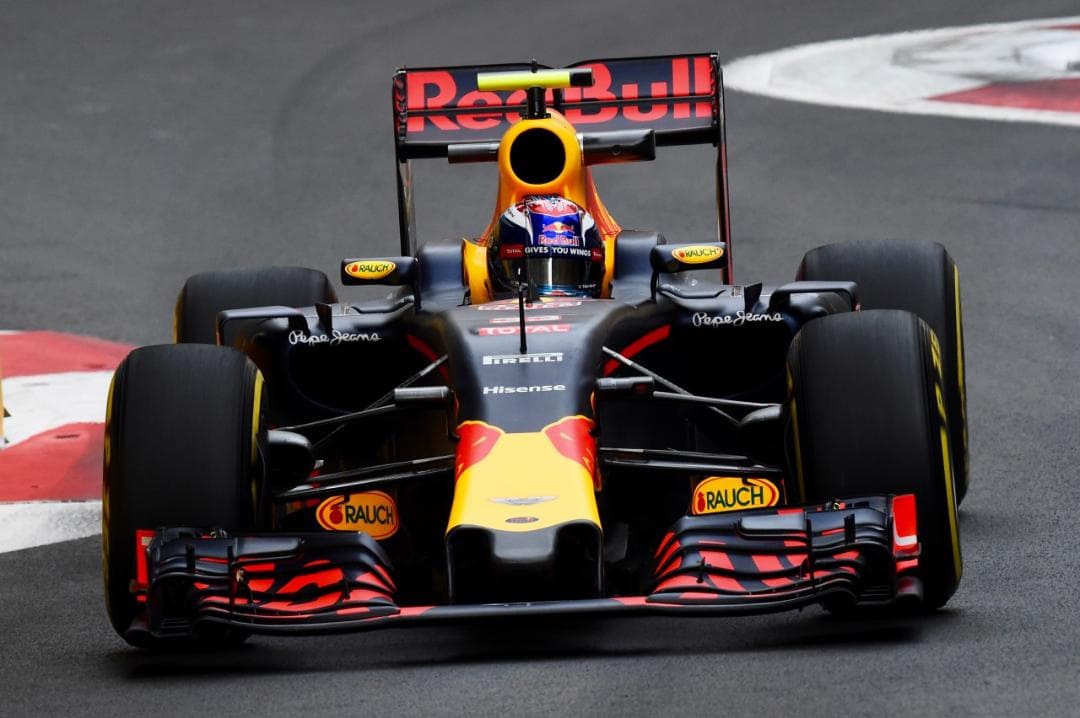 ミニチャンプス PMA 1/43 レッドブルRB12 リカルド 2016年