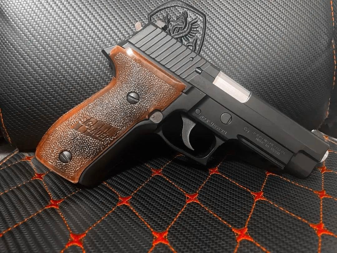 東京マルイ　SIGP226RAIL ガスガン　カスタム品