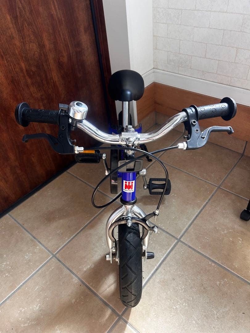 【へんしんバイクS】 ブルー 青 サドル2サイズ、プロテクター付