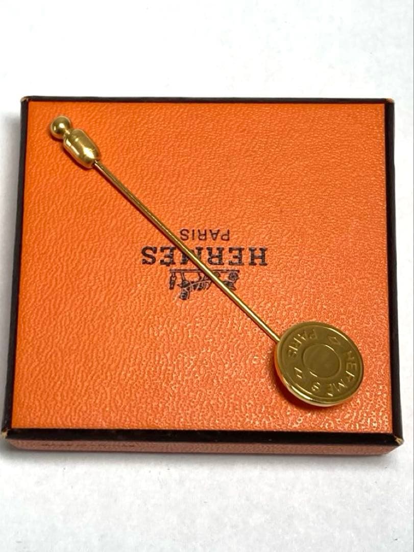 良品　HERMES エルメス　セリエ　ピンブローチ　ピンバッチ　ゴールド　箱付き