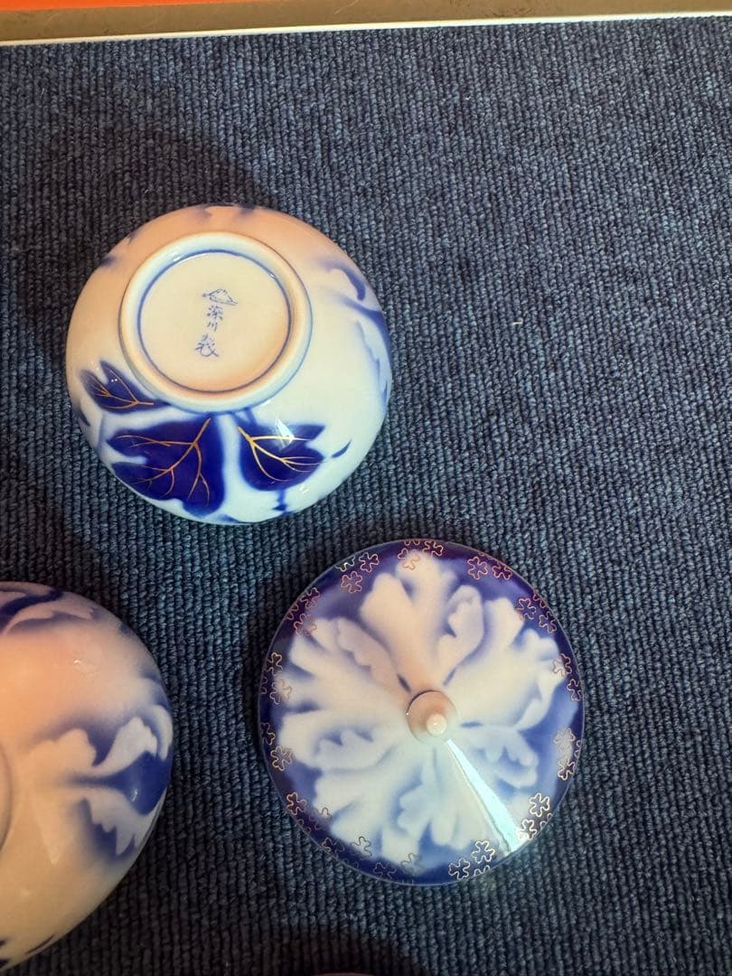 2032 深川製磁　牡丹金ミル　湯呑蓋付　5客　金彩　未使用