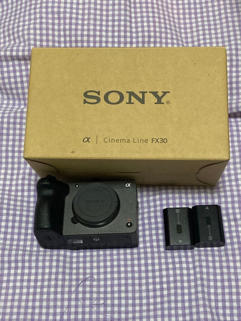 SONY FX30、純正バッテリー2、SIRUI Sniper23mm F1.2