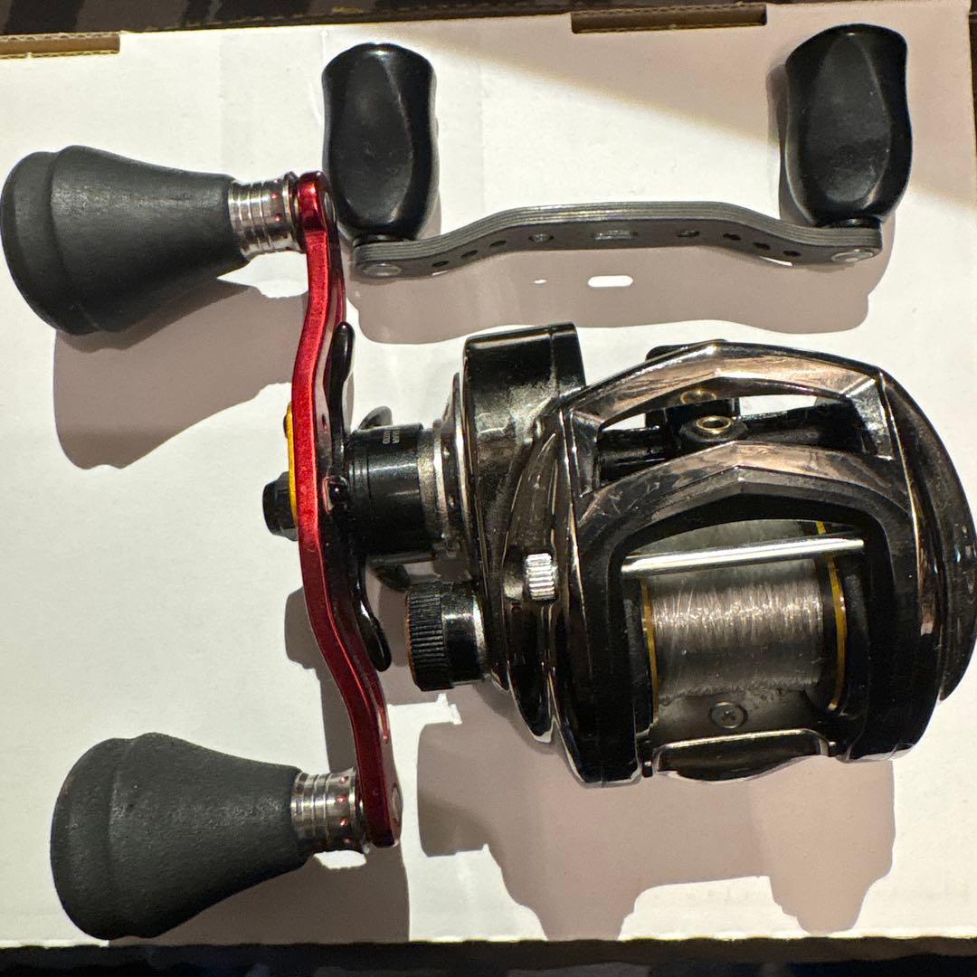 アブガルシア　REVO ELITE5-L カーボンハンドル付き