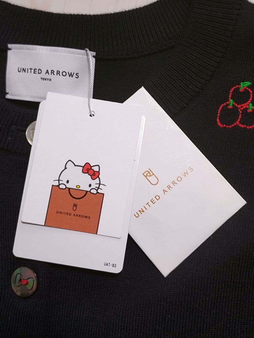 HELLO KITTY×UNITED ARROWSエンブロイダリーカーディガン