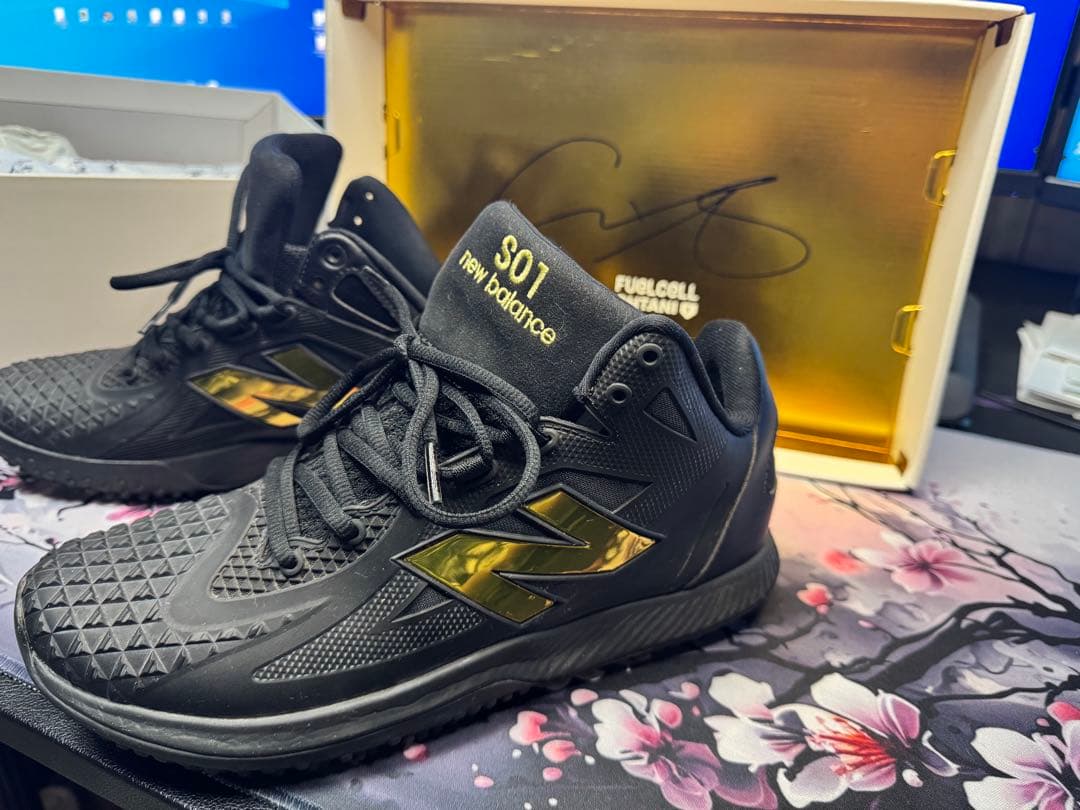 き*ー様 new balance S01 トレーニングシューズ ブラック