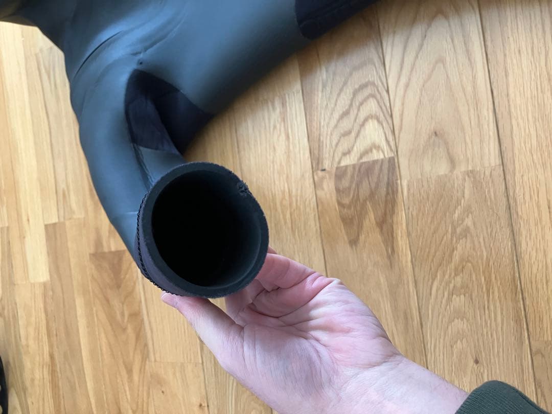 美品　AXXE アックスウェットスーツセミドライ　5✖️3mm