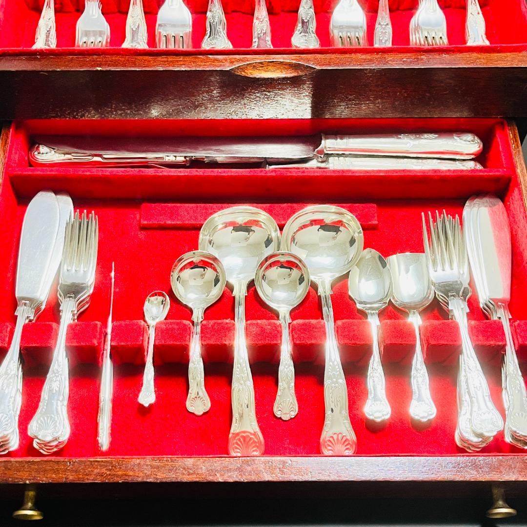 【Arthur Price】キングスパターンのディナーフルセット 135本組