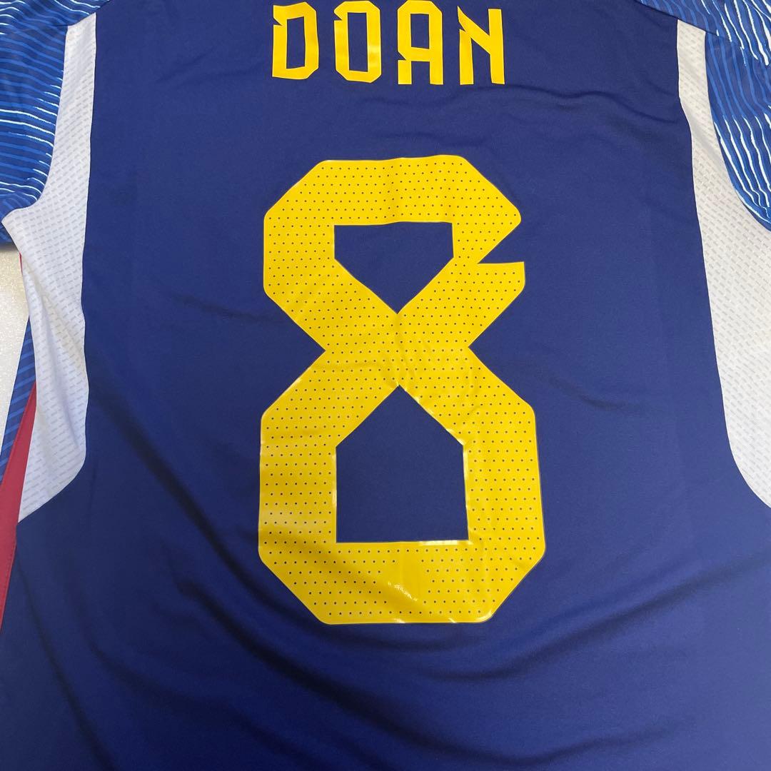 日本代表サッカーユニフォーム　堂安