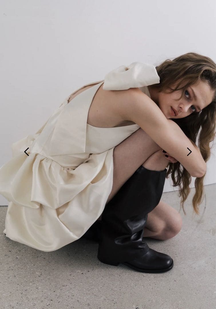 Etoile Balloon Dress. THE TOÉ