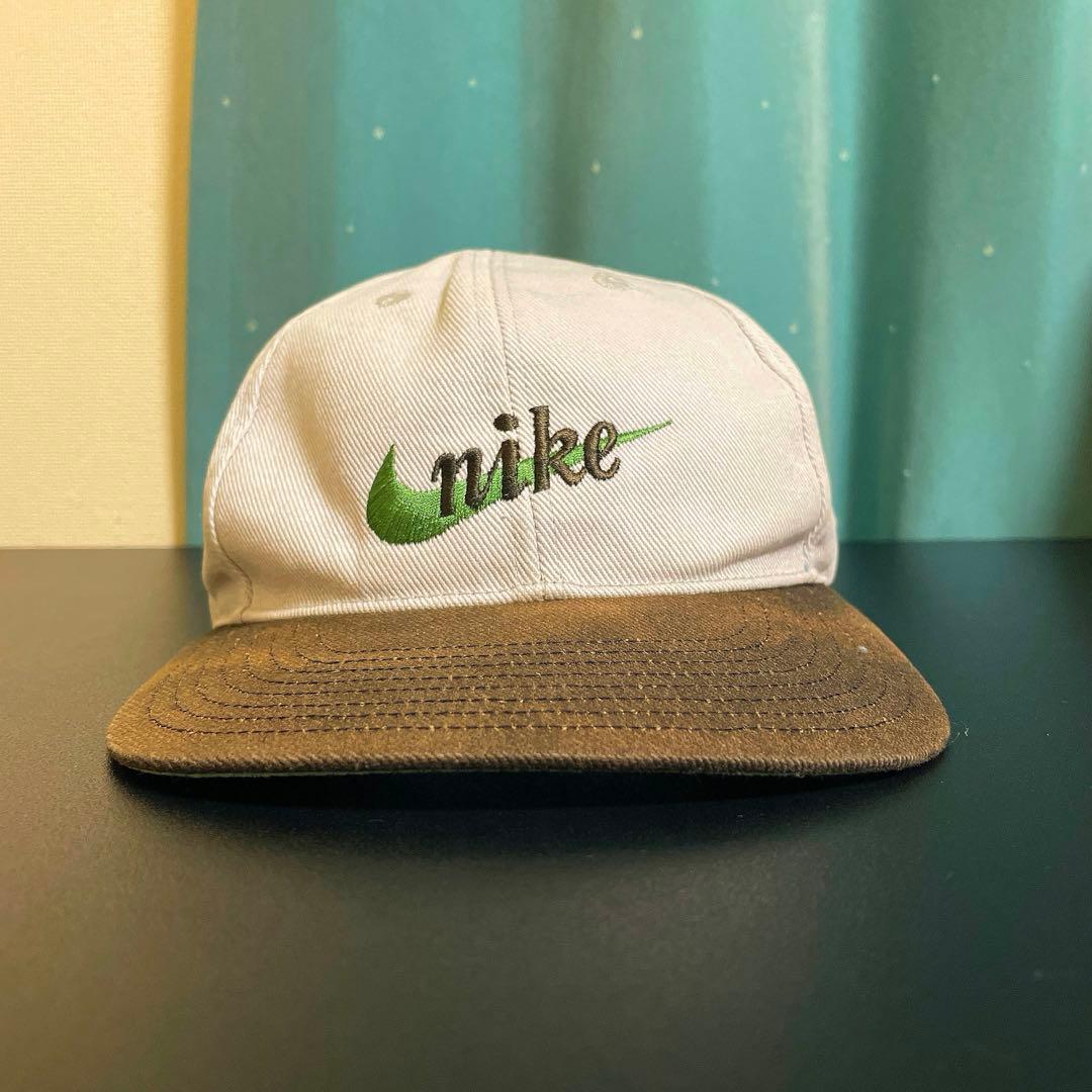 NIKE 90s キャップ