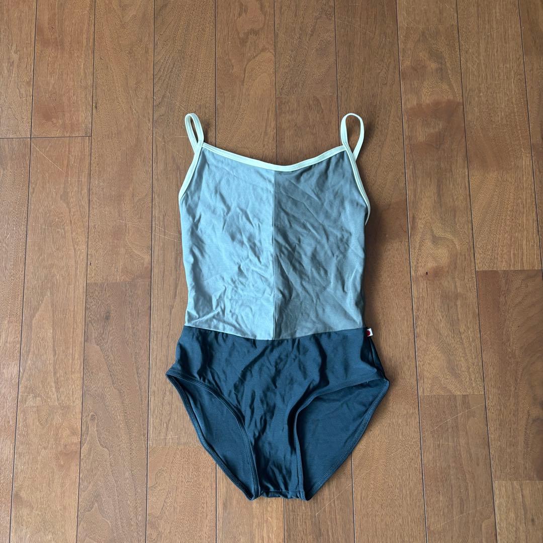 グレーと黒のレオタード YUMIKO Lサイズ