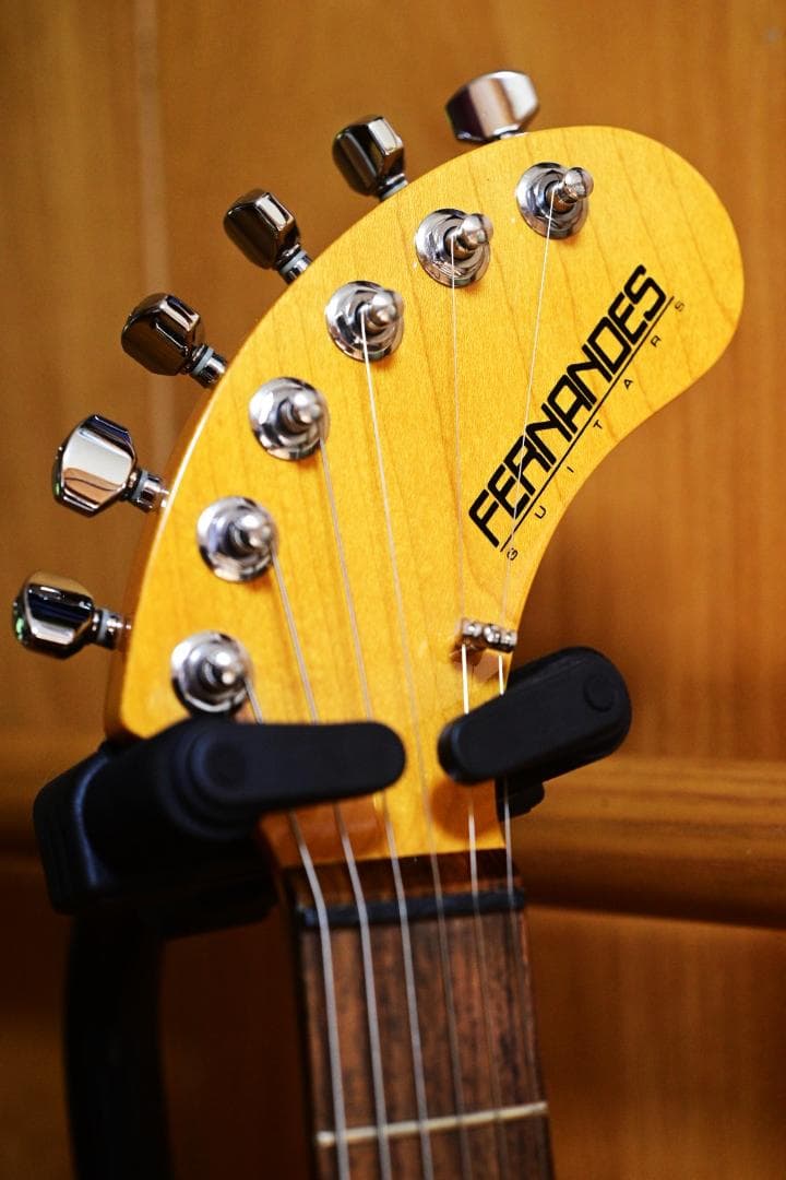 ギター FERNANDES ZO3-ST 3Tone Sunburst