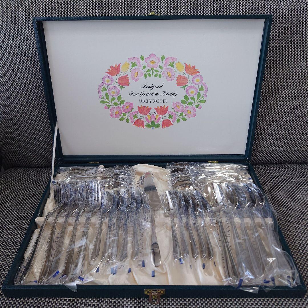 T⑩D③I③ラッキーウッド　マリエッタ・リボンハート／グラーツ　カトラリーセット