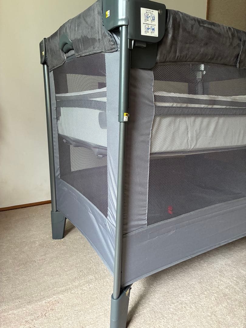 新品同様アップリカ　ココネルエアープラスAB