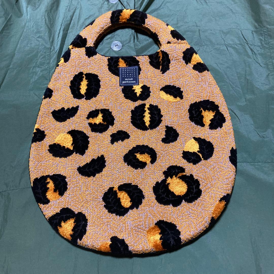 (新品・貴重)ミナペルホネンエッグバッグ