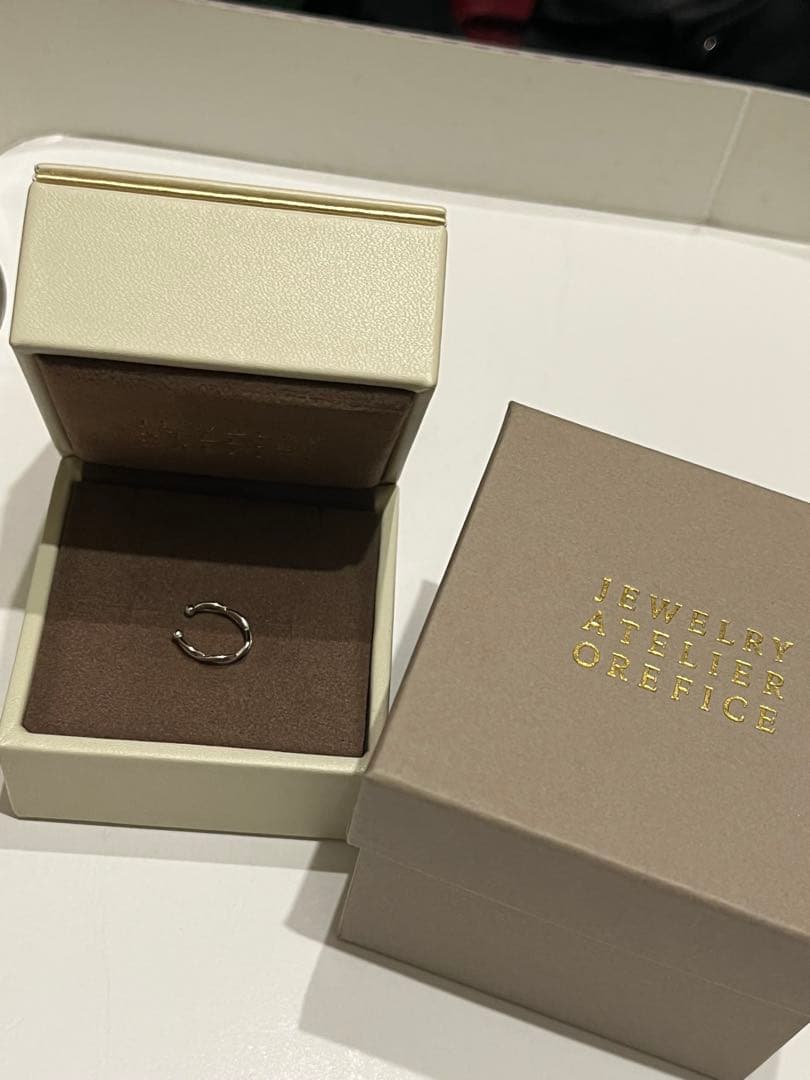 オレフィーチェ　イヤーカフ　廃盤品　18K　ホワイトゴールド　OREPICE