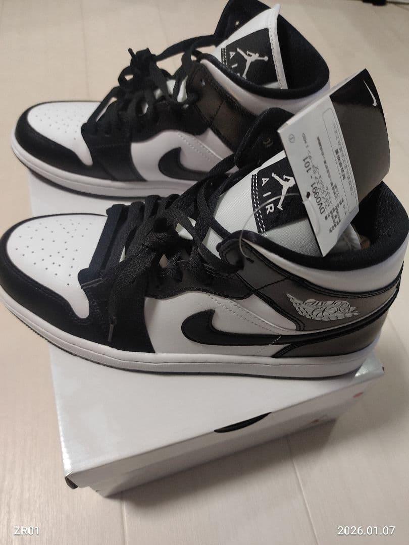 新品◆Nike Air Jordan 1 Mid ◆27.5