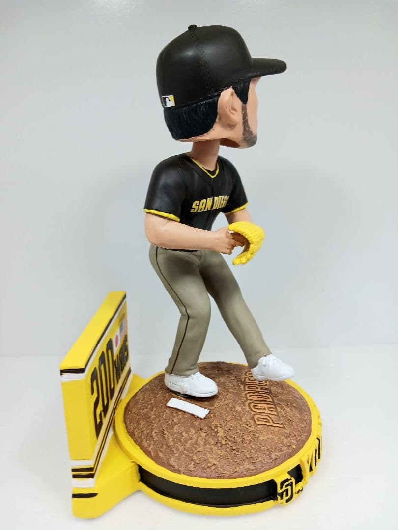 foco パドレス ダルビッシュ有 200勝記念 ボブルヘッド フィギュア