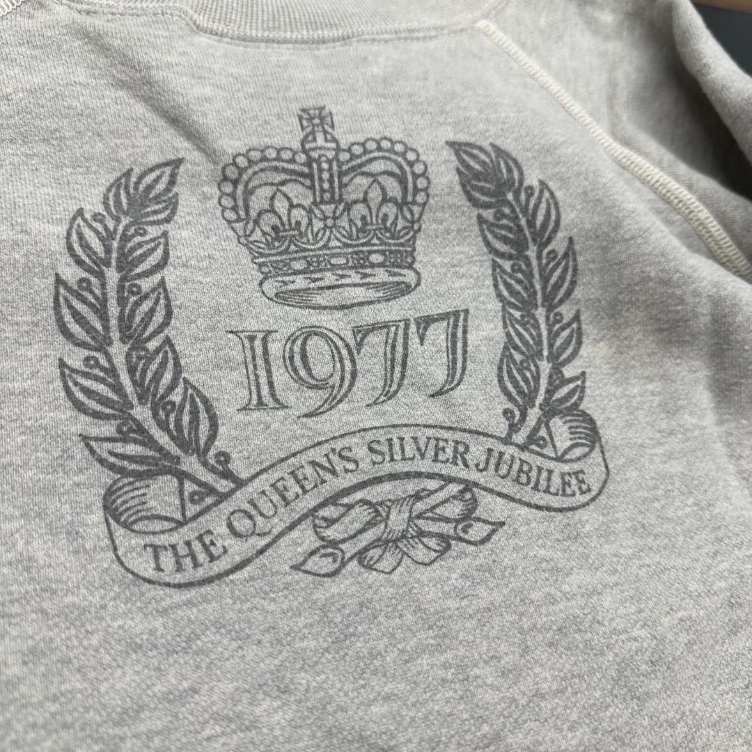 トップス SAINT Mxxxxxx Sex Pistols CREW SWT/QUEEN