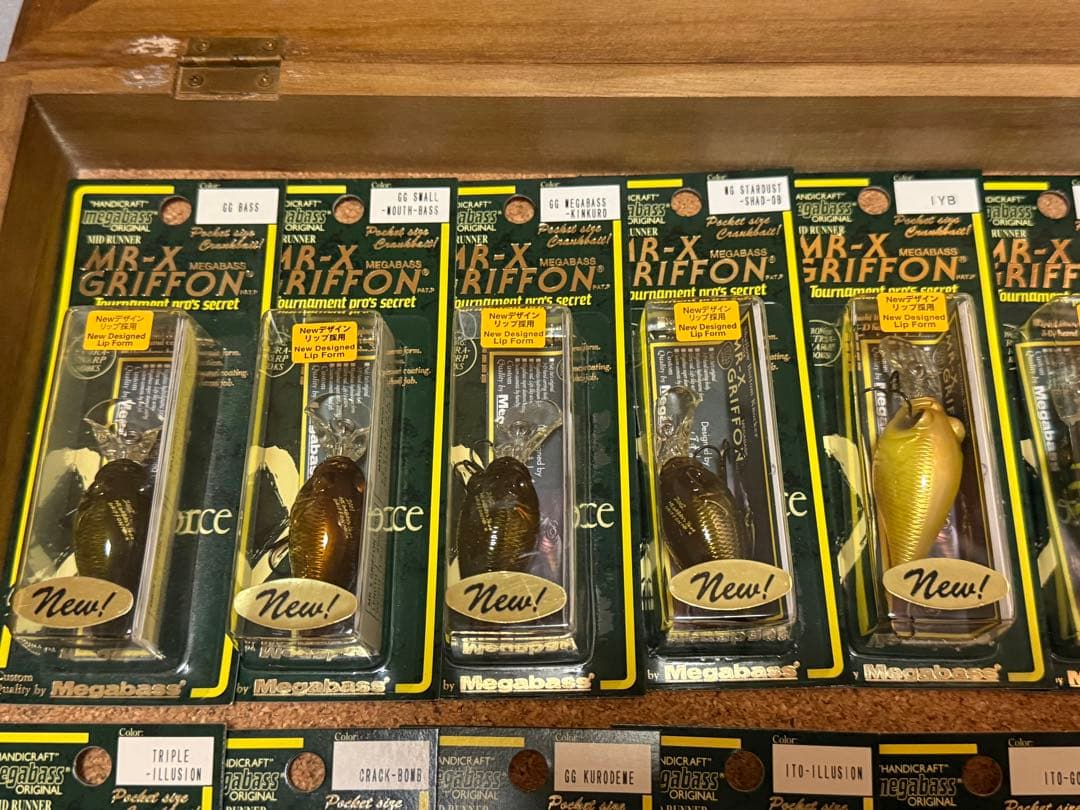 メガバス　MR-Xグリフォン　新品35個　2002年頃のカタログ全カラー
