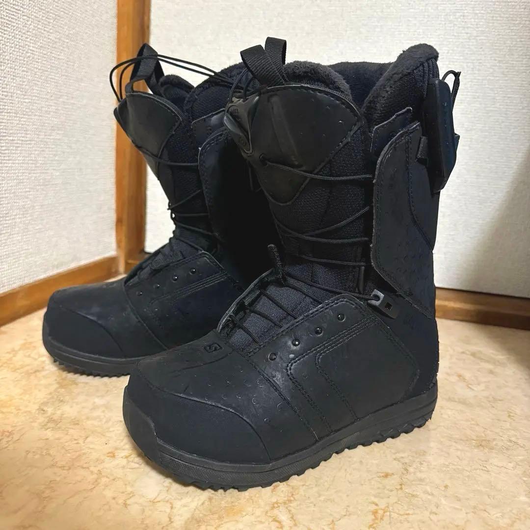 salomon kiana シューレース