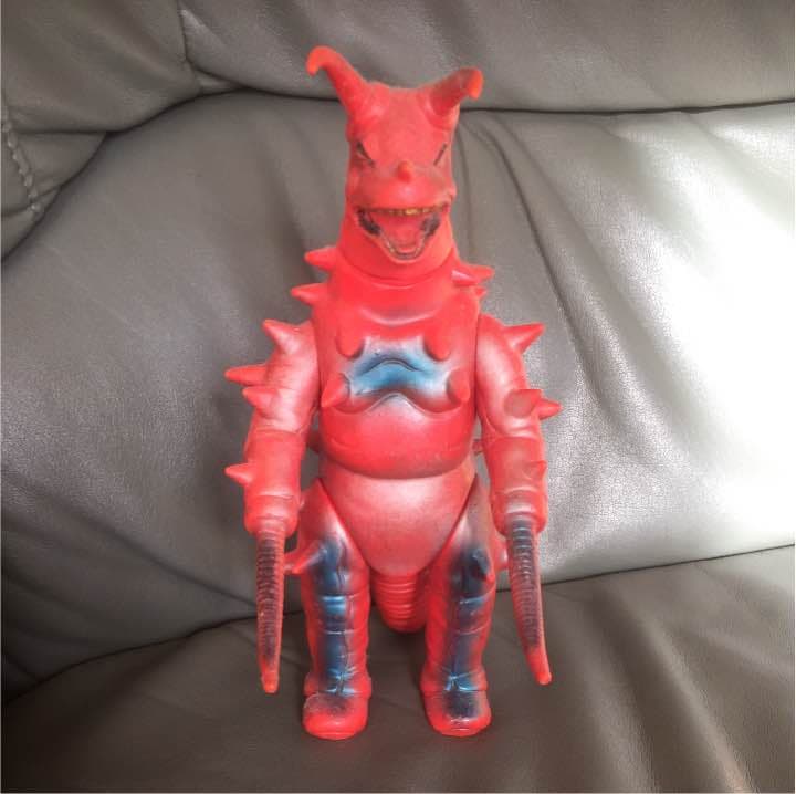 ウルトラマン グドン