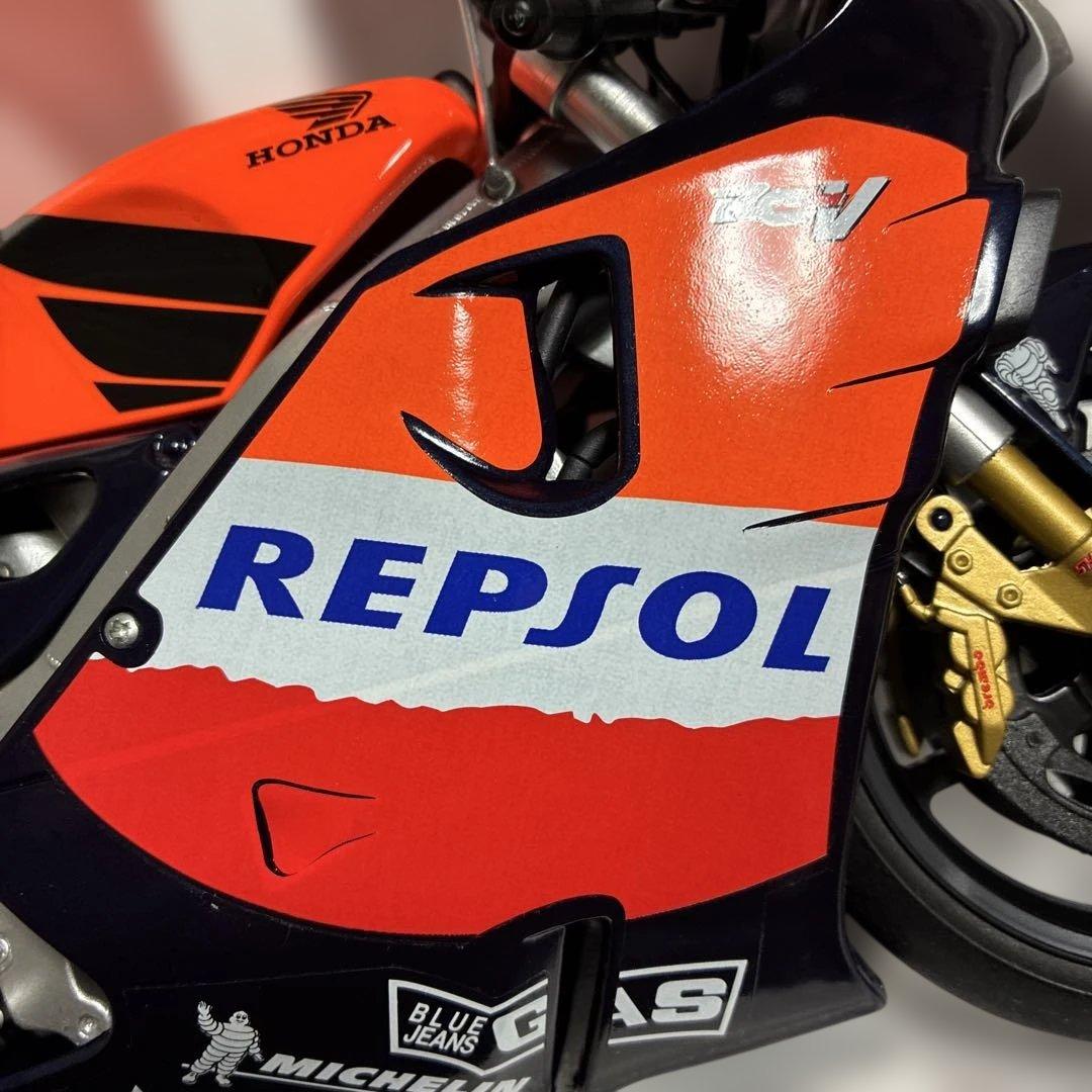 WORLD CHAMPIONSHIP HONDA RC 2II バイクフィギュア
