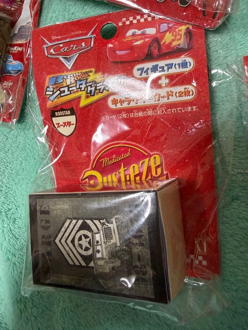 激レア カーズ Cars Pin's Collection セット