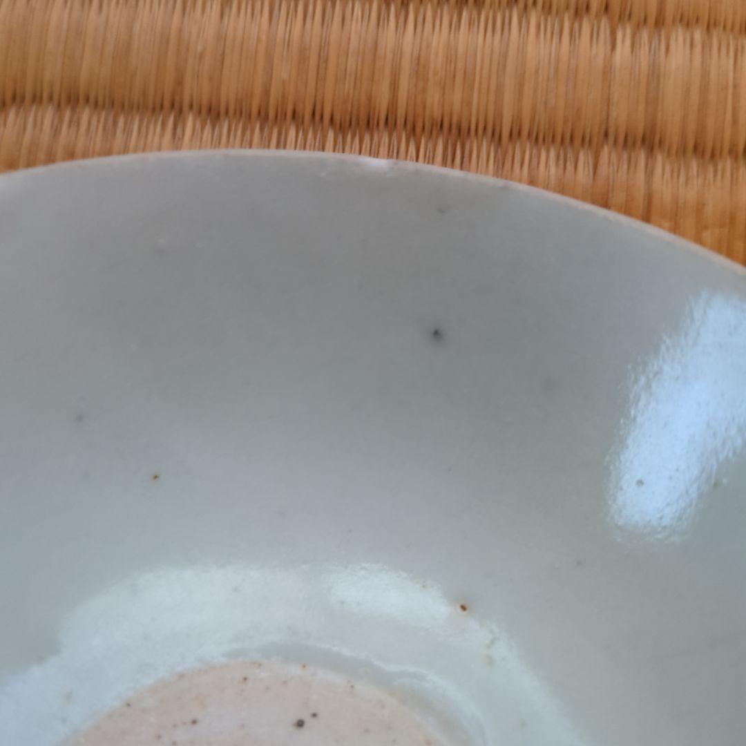 淡い青色の陶器茶碗　おわん　直径約10cm　初期伊万里　骨董　古美術