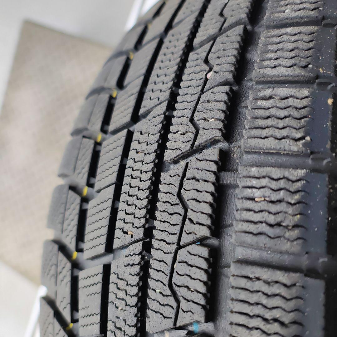 デリカD5 スタッドレス TOYO 216/70R16 20年