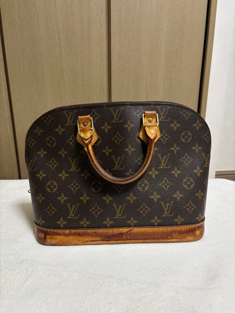 Louis Vuitton モノグラム アルマ