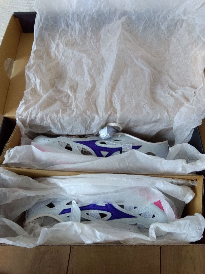 ミズノ クロノインクス ネオ ジャパン 24.5cm