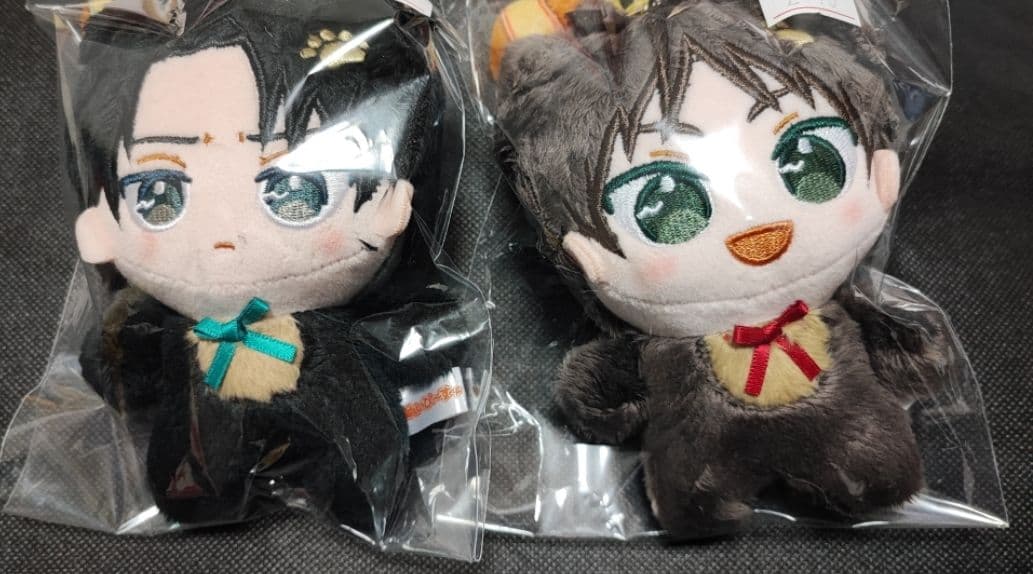 進撃の巨人　ぬいぴ〜す　リヴァイ　エレン