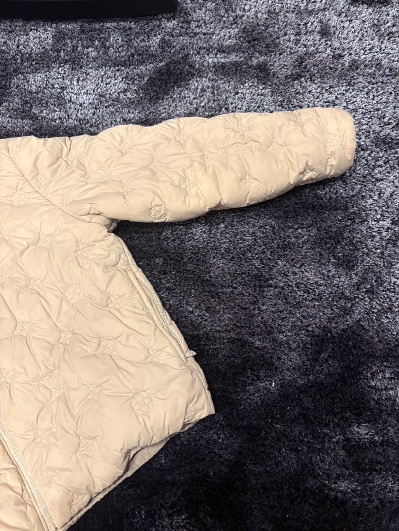 LOUIS VUITTON モノグラムダウン アウター ライトダウン サイズ54