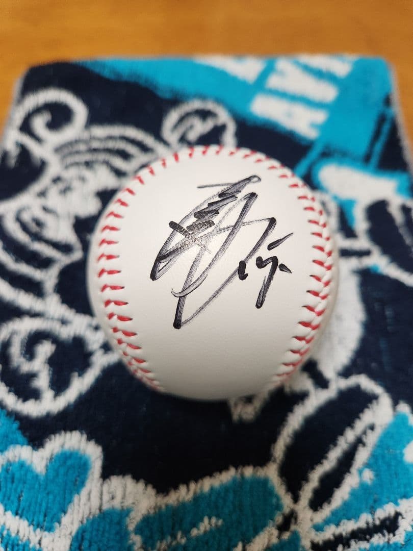 ジャイアンツ 大勢選手の直筆サインボール