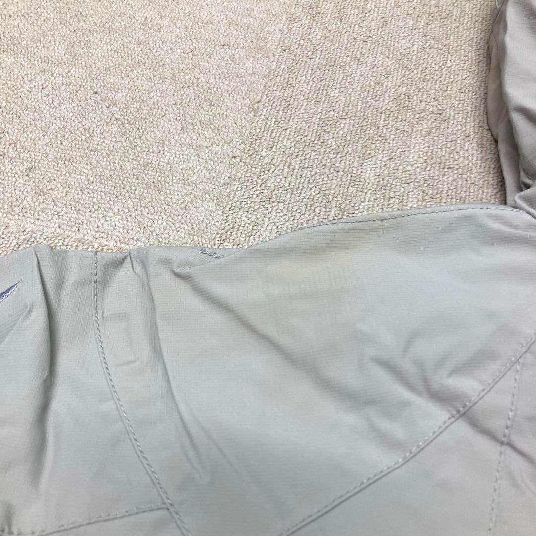 新品　訳あり　phenix スキーウェア　ジャケット　Mサイズ　シルバー　防水